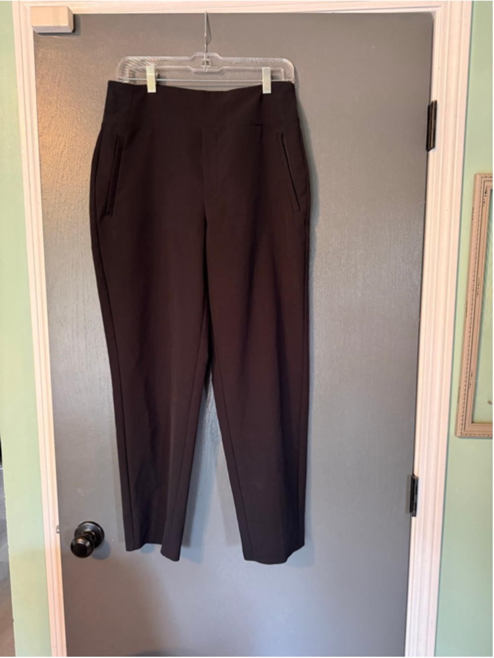 Women's Athleta Black Trousers Size 8